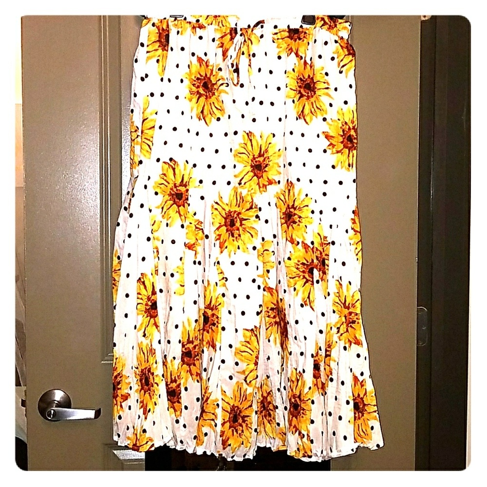 Polka Dot-Sunflower Maxi Skirt